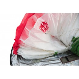 Pour plier rapidement  votre parapente et protéger les renforts du bord d'attaque.