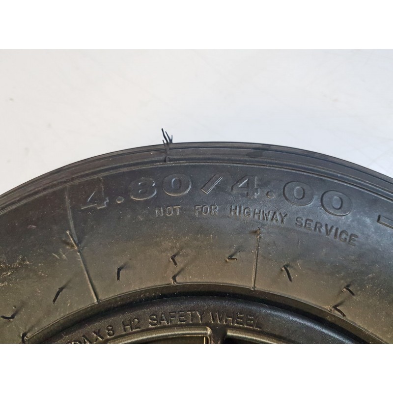 Roue spéciale charriot paramoteur