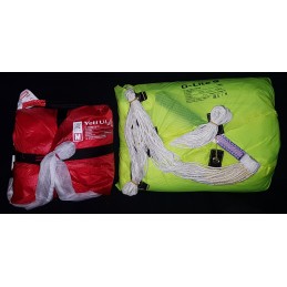 Le plus léger et compact des parachutes de secours pour le parapente.